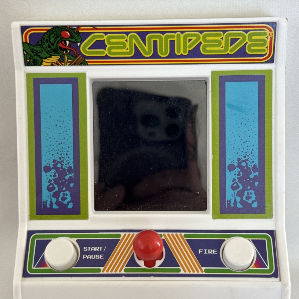 Vintage 1981 Centipede Atari Handheld Mini Arcade Video Game Tested‎ Works - Picture 3 of 16